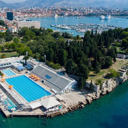 Apartamento Beachfront Drazen, With Garden And Parking *