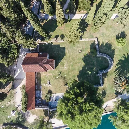 Beachfront Drazen, With Garden And Parking Apartman *